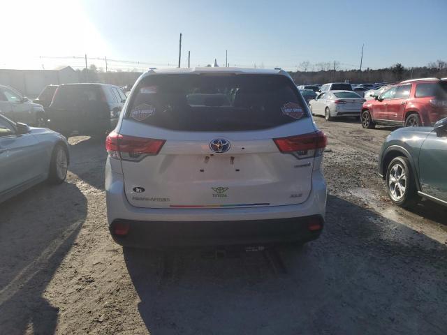 Photo 6 from auction – 2017 TOYOTA HIGHLANDER with VIN 5TDJGRFHXHS025160