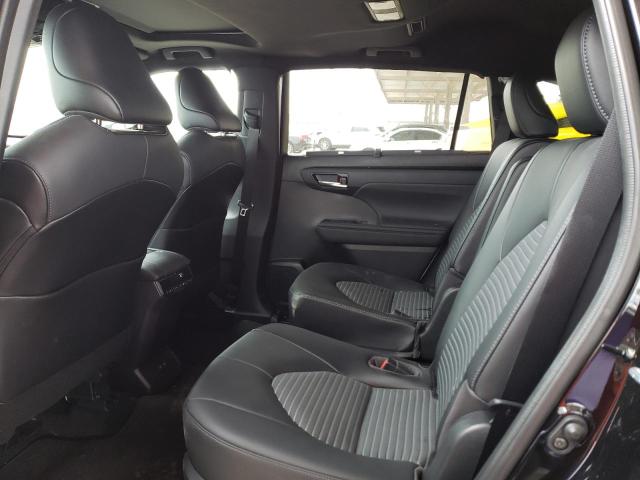 Photo 11 from auction – 2021 TOYOTA HIGHLANDER with VIN 5TDLZRAH3MS078979