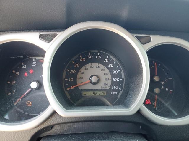Photo 9 from auction – 2004 TOYOTA 4RUNNER SR with VIN JTEZU14R048016132