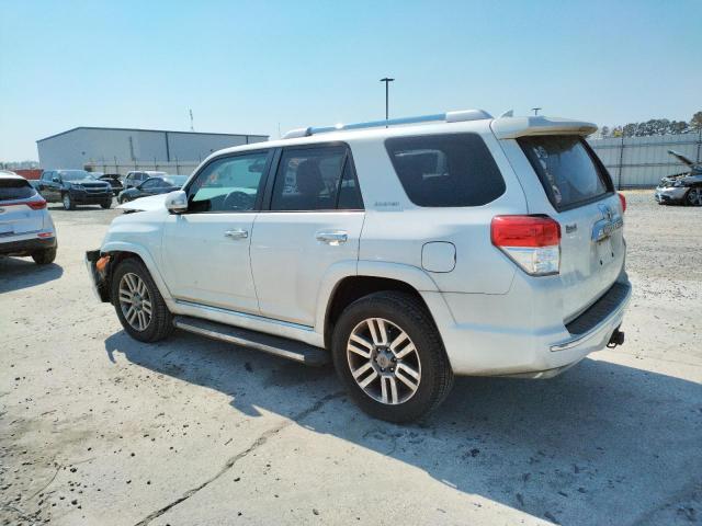 Photo 2 from auction – 2011 TOYOTA 4RUNNER SR with VIN JTEZU5JR4B5026415