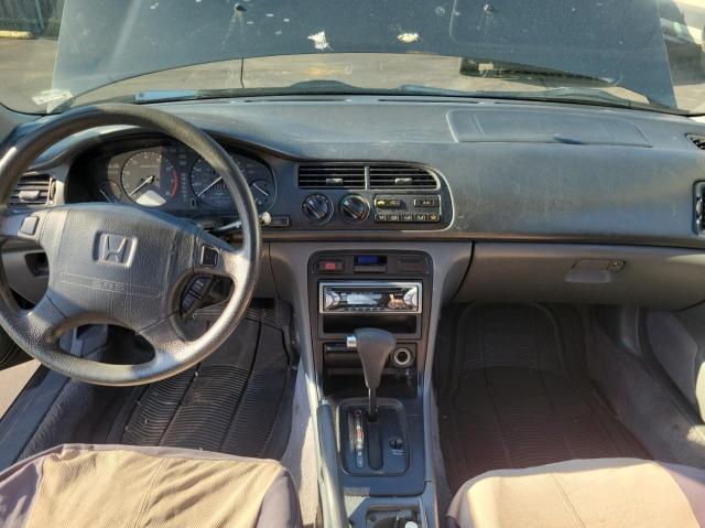 Photo 9 from auction – 1995 HONDA ACCORD LX with VIN JHMCD5639SC008646