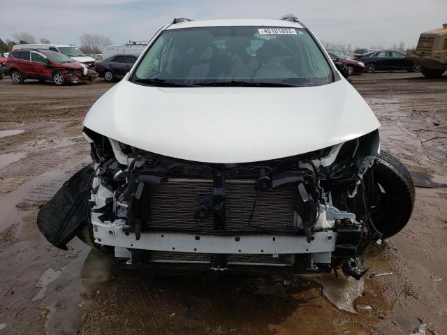 Photo 5 from auction – 2016 TOYOTA RAV4 LE with VIN JTMZFREVXGJ099073