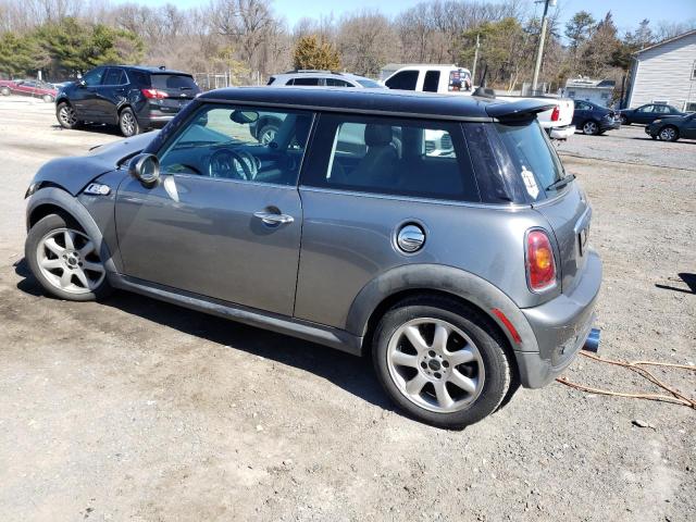 Photo 2 from auction – 2010 MINI COOPER S with VIN WMWMF7C54ATZ72813