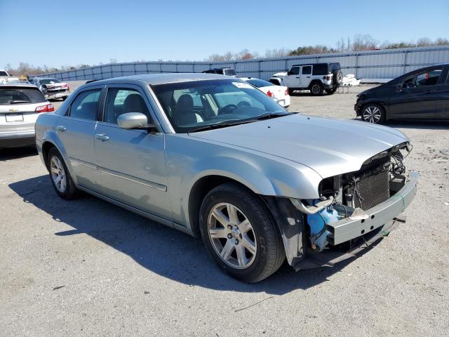 Photo 4 from auction – 2005 CHRYSLER 300 TOURIN with VIN 2C3AA53G85H685413