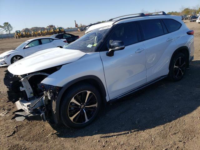 Photo 1 from auction – 2022 TOYOTA HIGHLANDER with VIN 5TDJZRBH9NS212658
