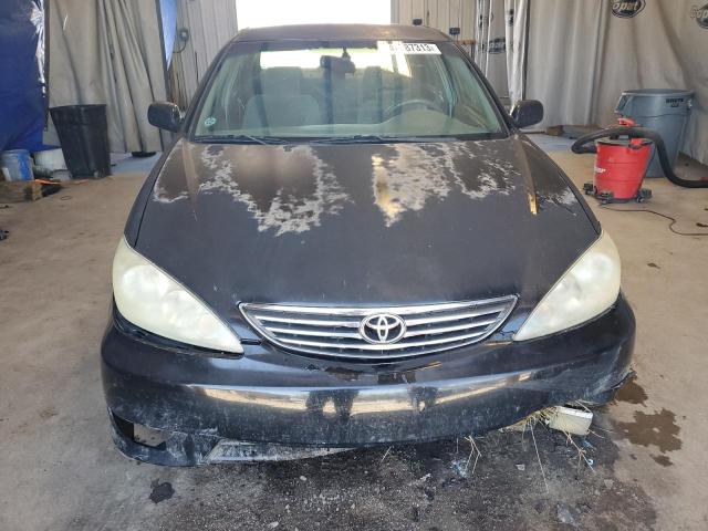 Photo 5 from auction – 2005 TOYOTA CAMRY LE with VIN 4T1BE30K75U094967