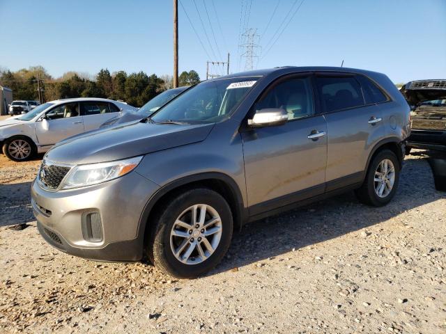 KIA SORENTO LX 2015 with VIN 5XYKT3A64FG559901 - Photo from auction