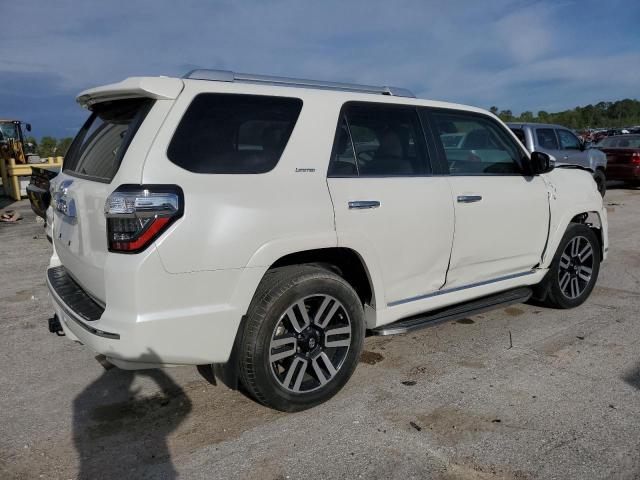 Photo 3 from auction – 2020 TOYOTA 4RUNNER SR with VIN JTEZU5JR5L5221084