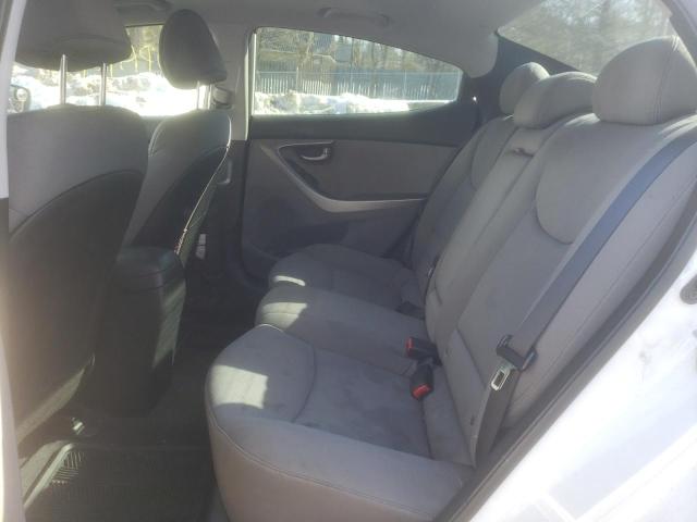 Photo 10 from auction – 2012 HYUNDAI ELANTRA GL with VIN 5NPDH4AE5CH123716