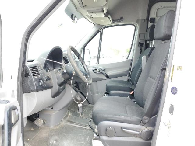 Photo 7 from auction – 2015 MERCEDES-BENZ SPRINTER 2 with VIN WD3PE8DC6F5982836