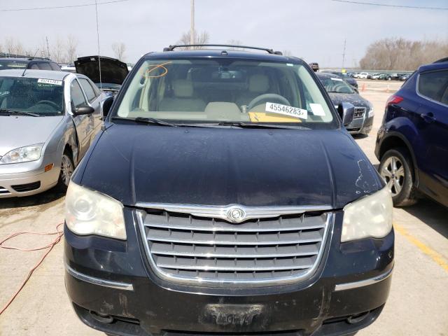 Photo 5 from auction – 2010 CHRYSLER TOWN & COU with VIN 2A4RR6DX5AR152266