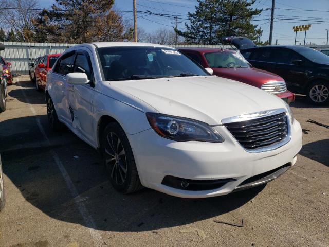 Photo 4 from auction – 2013 CHRYSLER 200 TOURIN with VIN 1C3CCBBB4DN570109