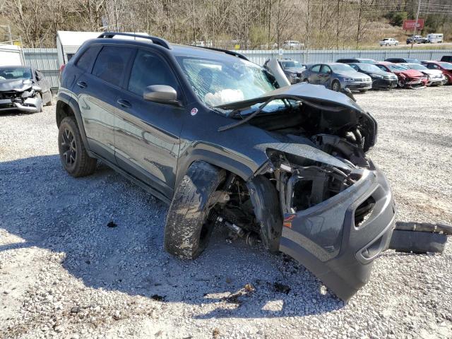 Photo 4 from auction – 2017 JEEP CHEROKEE T with VIN 1C4PJMBB4HW637032