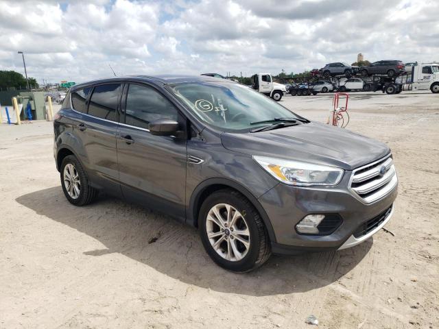Photo 4 from auction – 2017 FORD ESCAPE SE with VIN 1FMCU0G99HUB05240