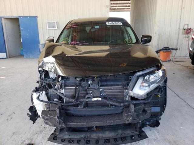 Photo 5 from auction – 2017 NISSAN ROGUE S with VIN KNMAT2MT9HP575986