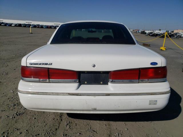 Photo 6 from auction – 1995 FORD CROWN VICT with VIN 2FALP74W4SX194882