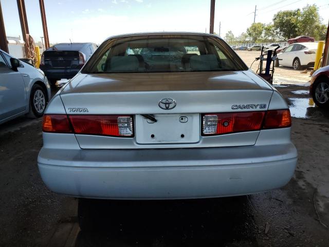 Photo 6 from auction – 2000 TOYOTA CAMRY CE with VIN 4T1BG22K8YU681944