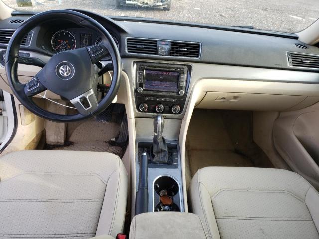 Photo 8 from auction – 2015 VOLKSWAGEN PASSAT SE with VIN 1VWBT7A3XFC011139