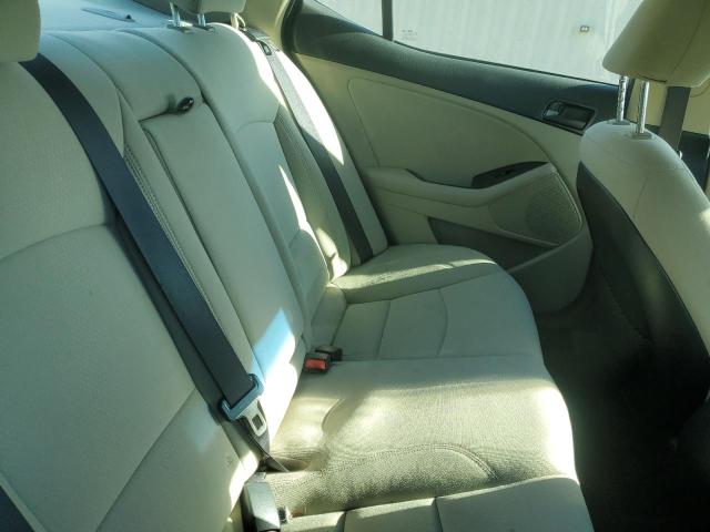 Photo 10 from auction – 2015 KIA OPTIMA LX with VIN KNAGM4A79F5537853