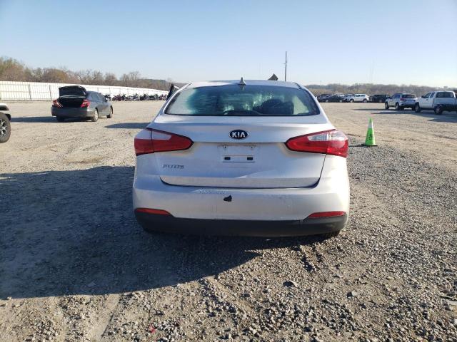 Photo 6 from auction – 2016 KIA FORTE LX with VIN KNAFK4A6XG5536267