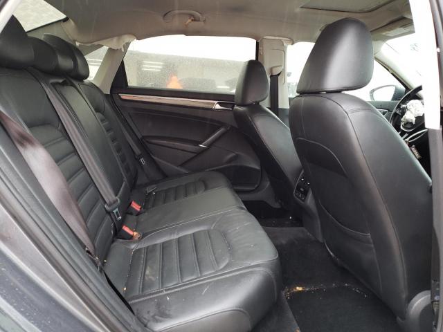 Photo 10 from auction – 2017 VOLKSWAGEN PASSAT SEL with VIN 1VWCT7A33HC083758