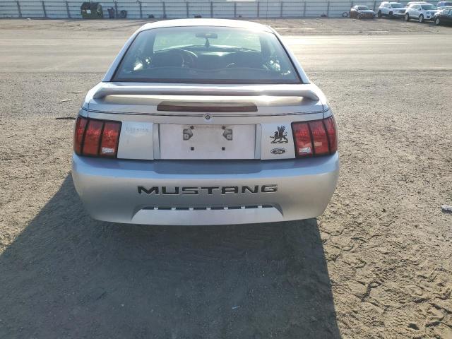 Photo 6 from auction – 2000 FORD MUSTANG with VIN 1FAFP4048YF310475