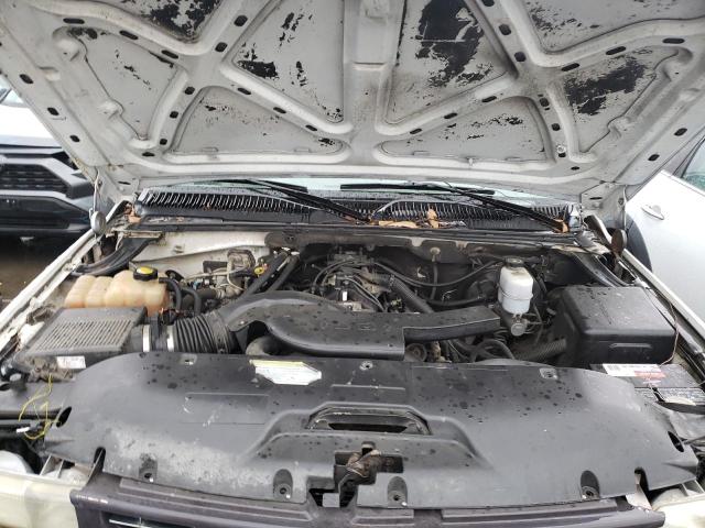 Photo 11 from auction – 2001 CHEVROLET SUBURBAN C with VIN 3GNEC16T71G253602