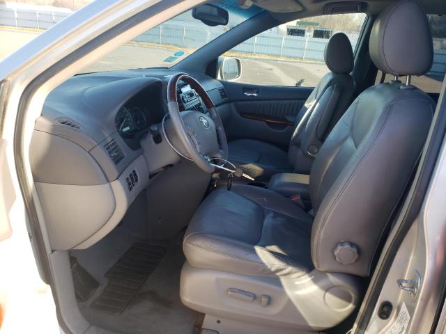 Photo 7 from auction – 2004 TOYOTA SIENNA XLE with VIN 5TDBA22C04S002925