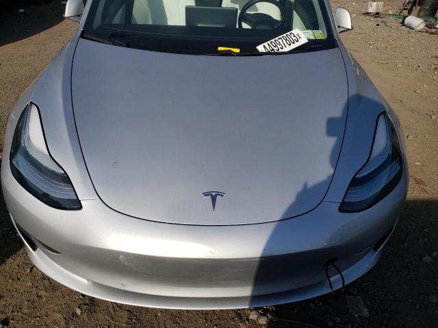 Photo 11 from auction – 2018 TESLA MODEL 3 with VIN 5YJ3E1EB5JF097276