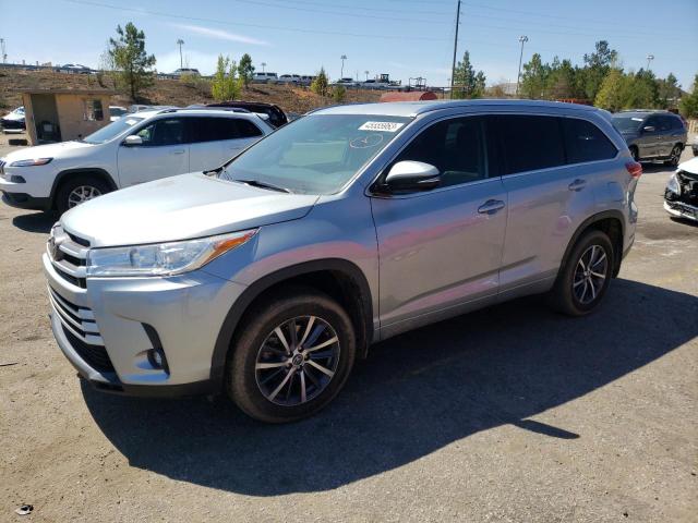 TOYOTA HIGHLANDER 2018 with VIN 5TDJZRFH0JS527899 - Photo from auction