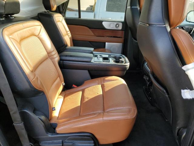 Photo 11 from auction – 2019 LINCOLN NAVIGATOR with VIN 5LMJJ3LTXKEL22328