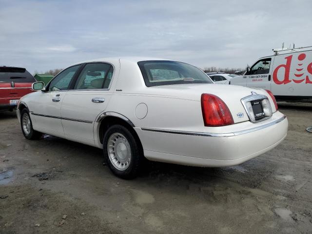 Photo 2 from auction – 2001 LINCOLN TOWN CAR E with VIN 1LNHM81W51Y622097