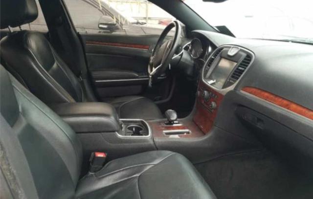 Photo 9 from auction – 2014 CHRYSLER 300 with VIN 2C3CCAAG4EH163229