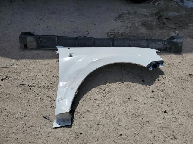 Photo 13 from auction – 2008 FORD ESCAPE HEV with VIN 1FMCU59HX8KD29890