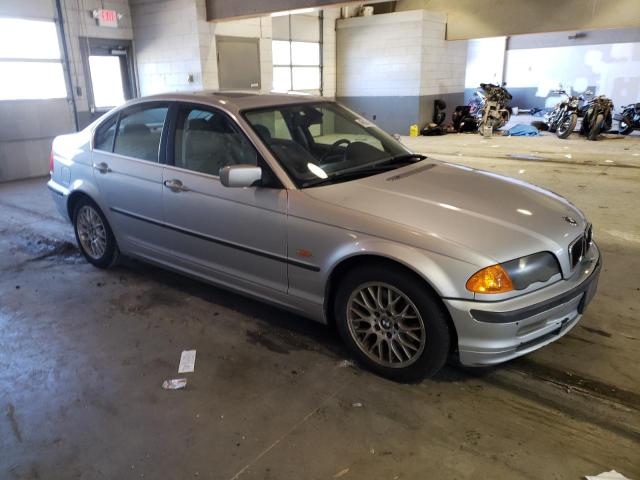 Photo 4 from auction – 2000 BMW 328 I with VIN WBAAM5345YJR58879