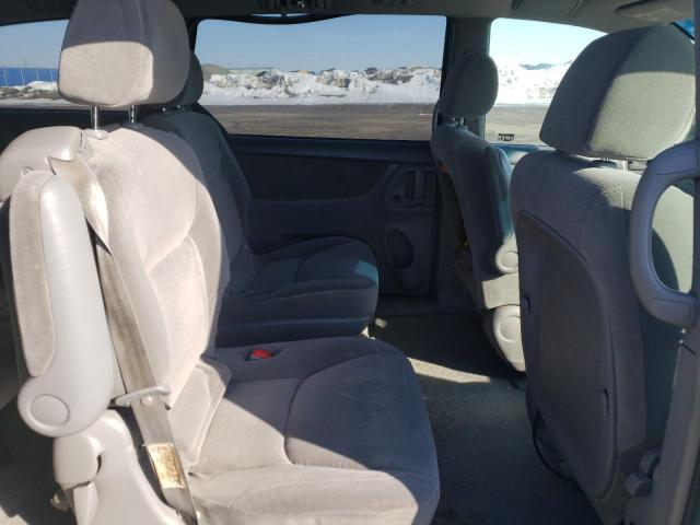 Photo 11 from auction – 2004 TOYOTA SIENNA CE with VIN 5TDZA23C34S013656