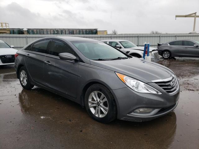 Photo 4 from auction – 2013 HYUNDAI SONATA GLS with VIN 5NPEB4AC5DH736120