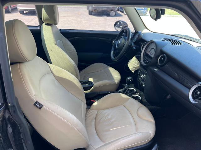 Photo 5 from auction – 2012 MINI COOPER S with VIN WMWSV3C55CT387339