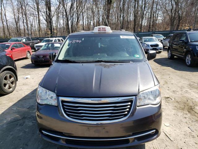 Photo 5 from auction – 2015 CHRYSLER TOWN & COU with VIN 2C4RC1BG7FR561163
