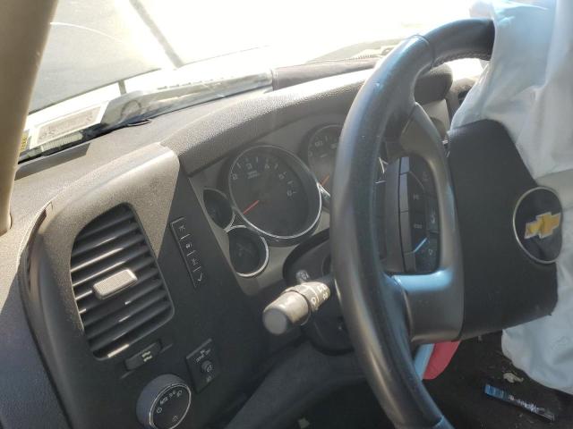 Photo 9 from auction – 2011 CHEVROLET SILVERADO with VIN 1GCRKSE31BZ279084