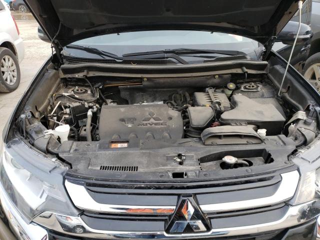 Photo 11 from auction – 2018 MITSUBISHI OUTLANDER with VIN JA4AZ3A34JZ029027