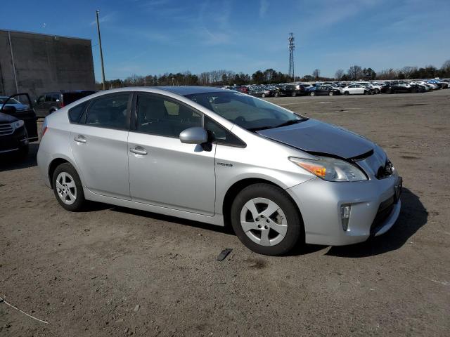 Photo 4 from auction – 2013 TOYOTA PRIUS with VIN JTDKN3DU5D5623955