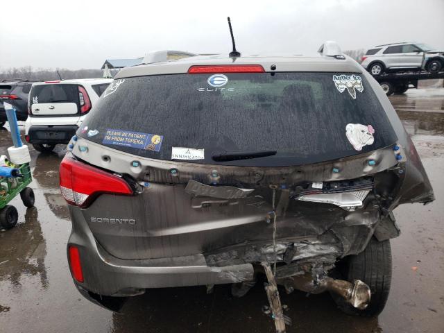 Photo 6 from auction – 2015 KIA SORENTO LX with VIN 5XYKTDA79FG599079