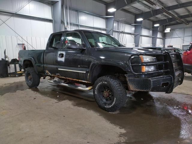 Photo 4 from auction – 2004 CHEVROLET SILVERADO with VIN 1GCHK29U14E393272