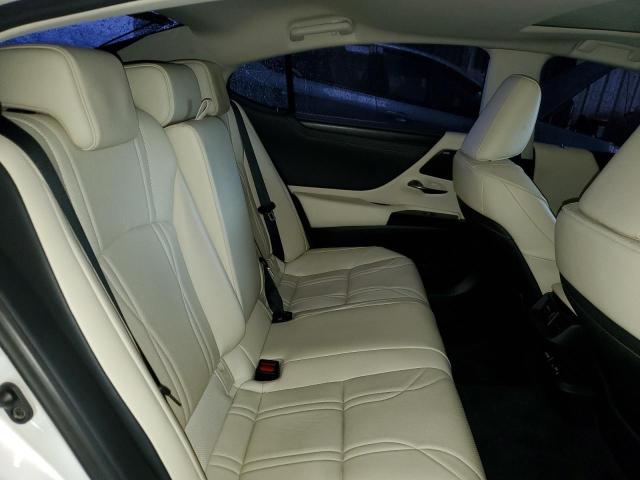 Photo 10 from auction – 2022 LEXUS ES 300H BA with VIN 58AEA1C13NU018493