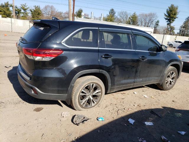 Photo 3 from auction – 2018 TOYOTA HIGHLANDER with VIN 5TDBZRFH2JS845477