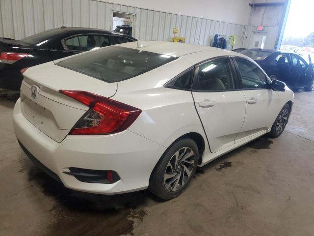 Photo 3 from auction – 2018 HONDA CIVIC EX with VIN 19XFC2F78JE031748