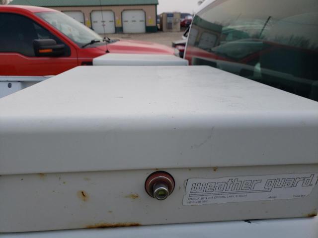 Photo 10 from auction – 2000 CHEVROLET SILVERADO with VIN 1GCEK14T0YE353556