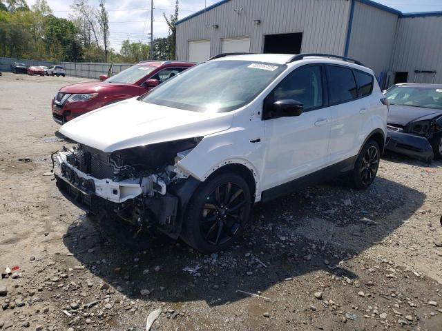 FORD ESCAPE SE 2017 with VIN 1FMCU0GD1HUE29268 - Photo from auction