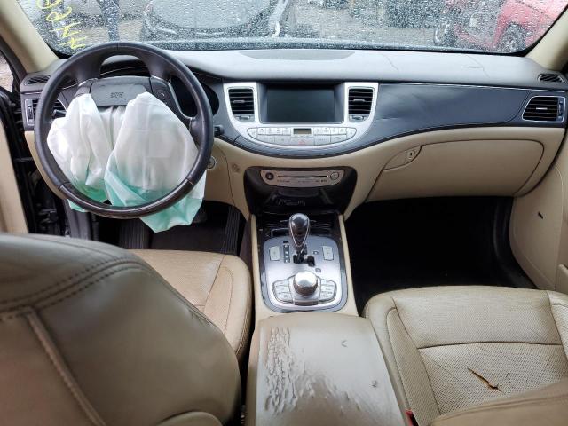 Photo 8 from auction – 2011 HYUNDAI GENESIS 4. with VIN KMHGC4DF6BU127323